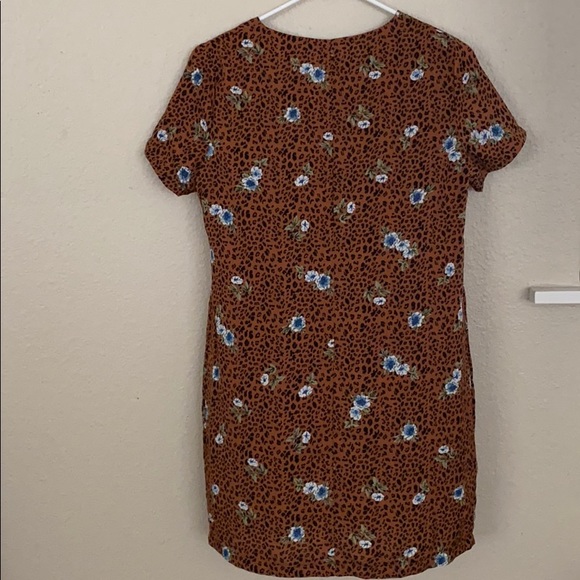 Cheetah flower print dress - Picture 2 of 2